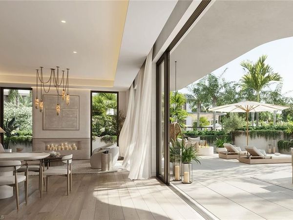 1933 Davis BLVD , Unit 514, NAPLES, FL 34104