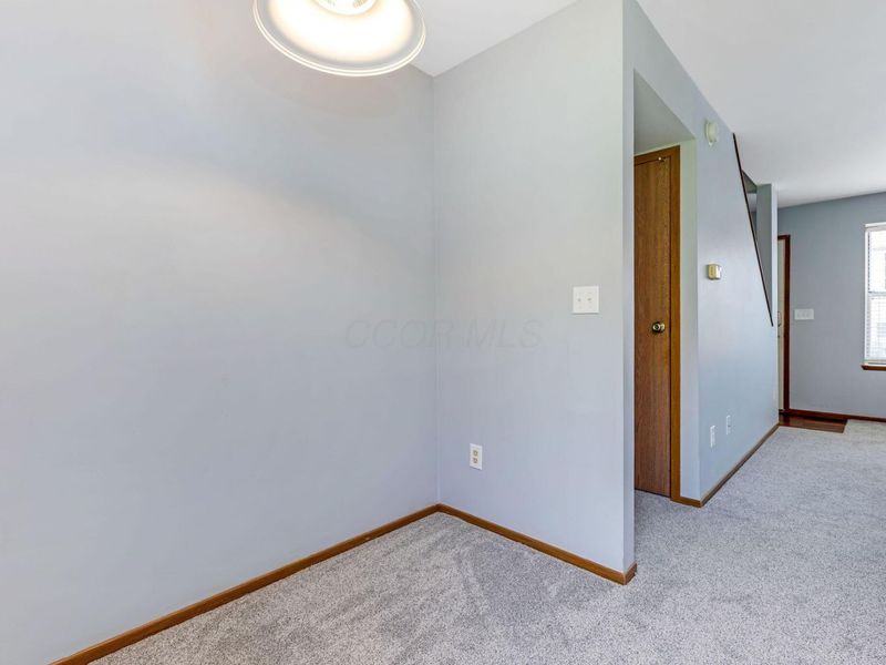 800 Ficus Drive, Unit 28E, Columbus, OH 43085 Photo 11