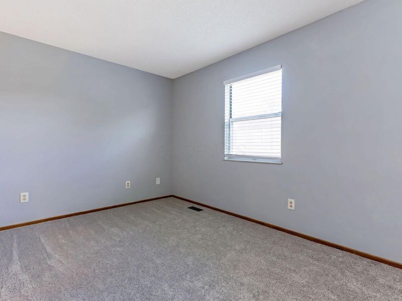 800 Ficus Drive, Unit 28E, Columbus, OH 43085 Photo 17