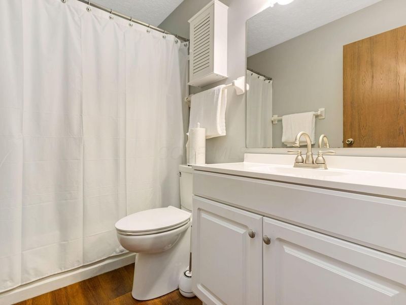 800 Ficus Drive, Unit 28E, Columbus, OH 43085 Photo 21
