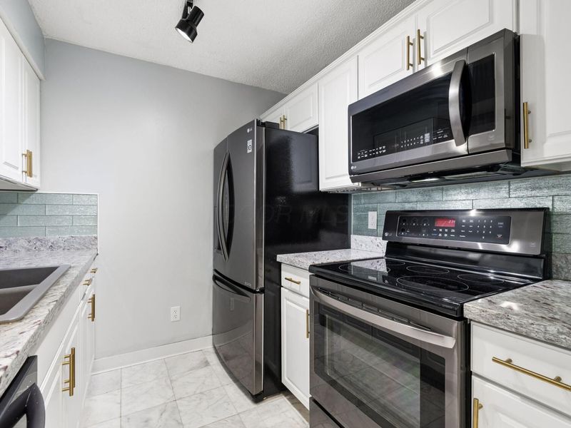 188 Macfalls Way , Unit 17A, Blacklick, OH 43004 Photo 9