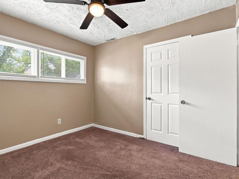 2049 Jermain Drive, Columbus, OH 43219 Photo 18