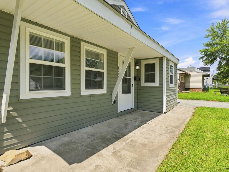 2049 Jermain Drive, Columbus, OH 43219 Photo 3