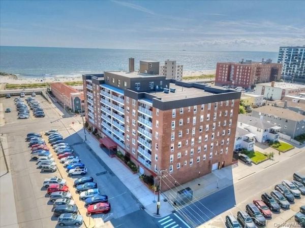 55 Monroe Boulevard , Unit 5-R, Long Beach, NY 11561