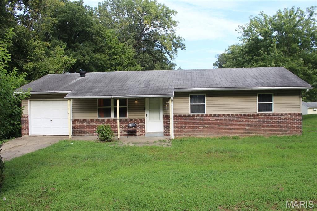 1726 N Main Street, Cape Girardeau, MO 63701 Main Photo