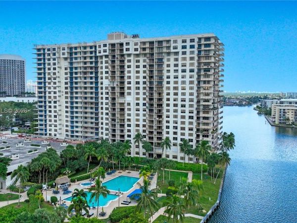 18151 NE 31st Ct, Unit 1707, Aventura, FL 33160