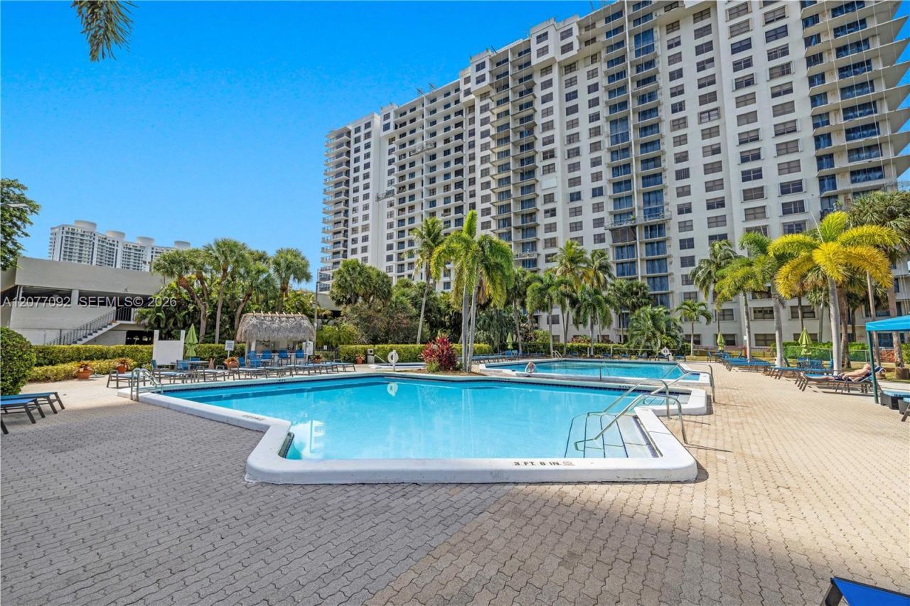 18151 NE 31st Ct, Unit 1707, Aventura, FL 33160 Photo