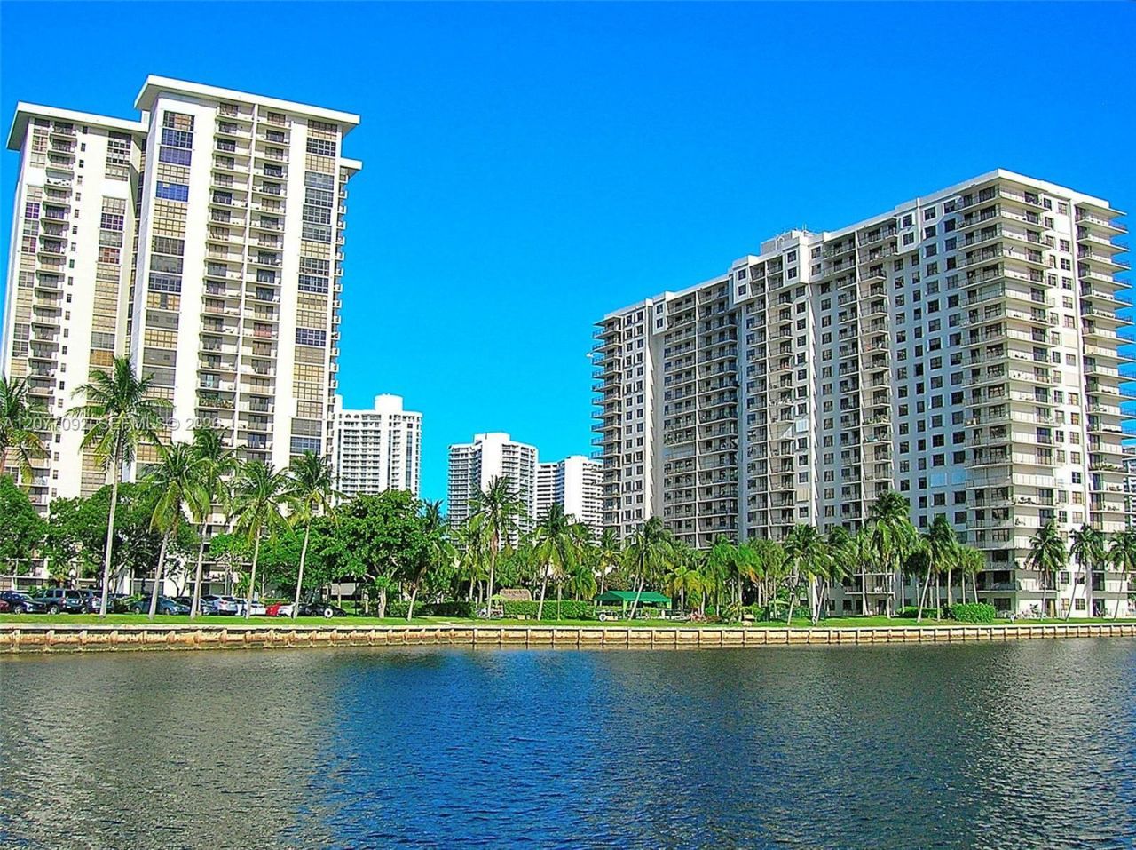 18151 NE 31st Ct, Unit 1707, Aventura, FL 33160 Photo