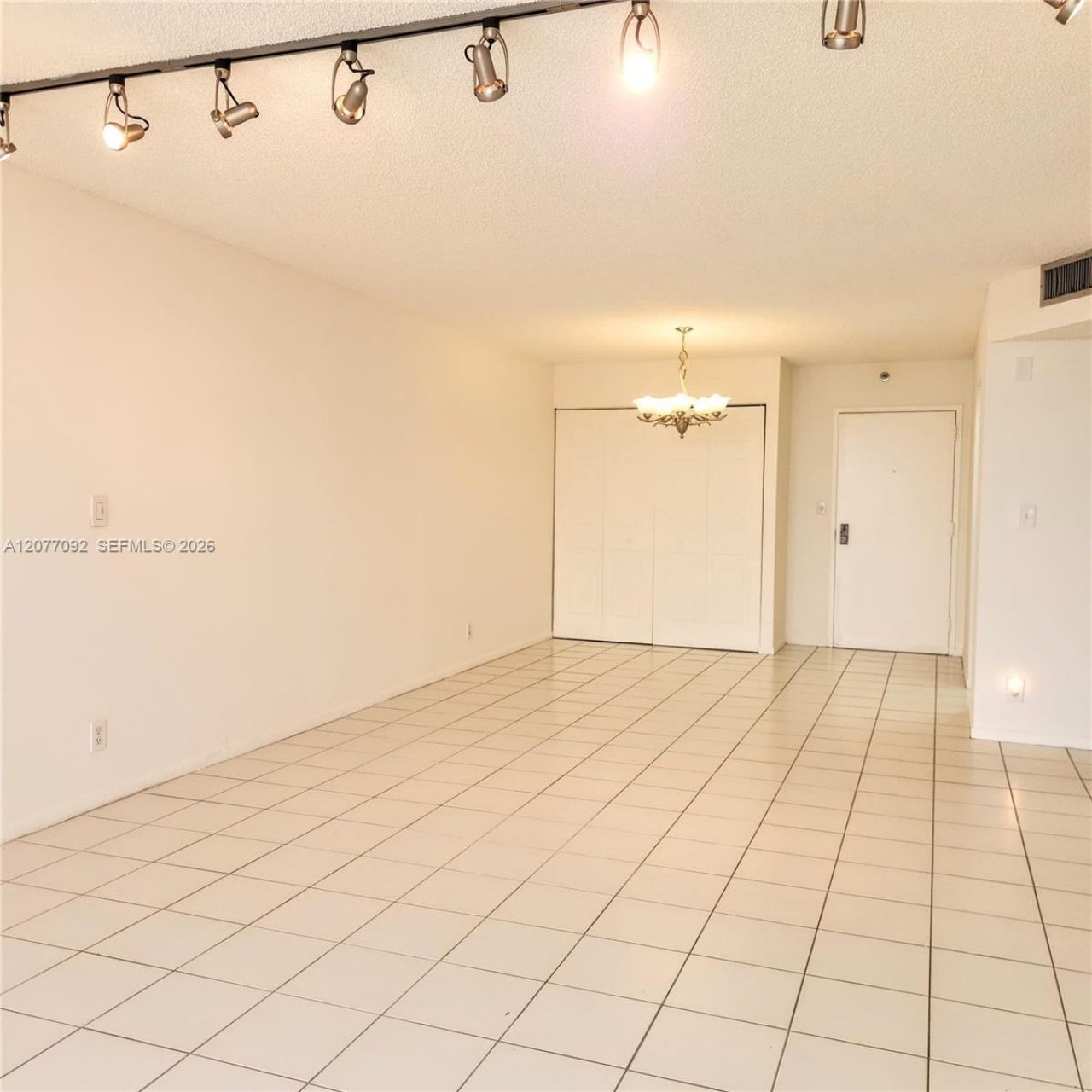 18151 NE 31st Ct, Unit 1707, Aventura, FL 33160 Photo