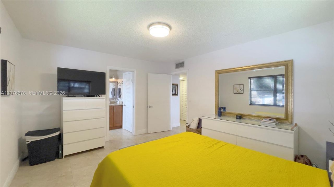 7975 SW 86th St , Unit 206, Miami, FL 33143 Photo