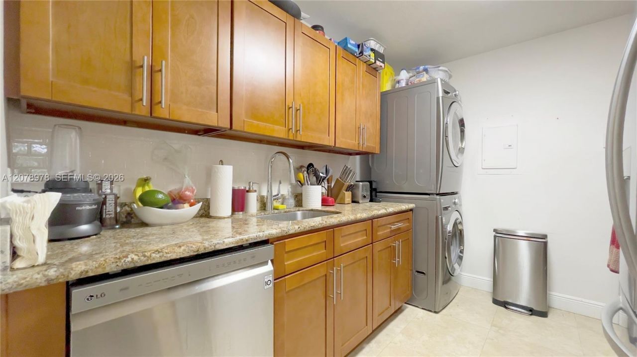 7975 SW 86th St , Unit 206, Miami, FL 33143 Photo