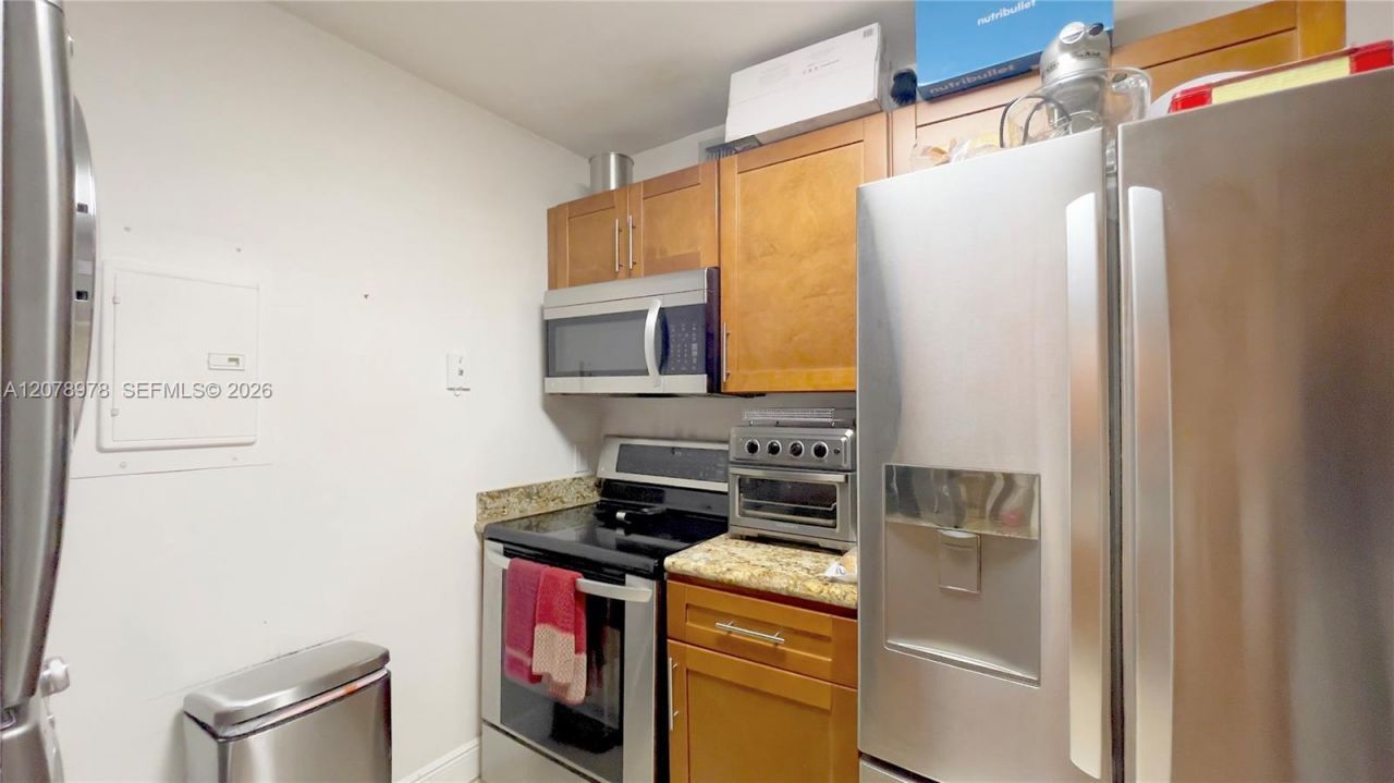 7975 SW 86th St , Unit 206, Miami, FL 33143 Photo