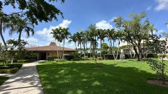 10425 SW 112th Ave, Unit 315, Miami, FL 33176 Photo