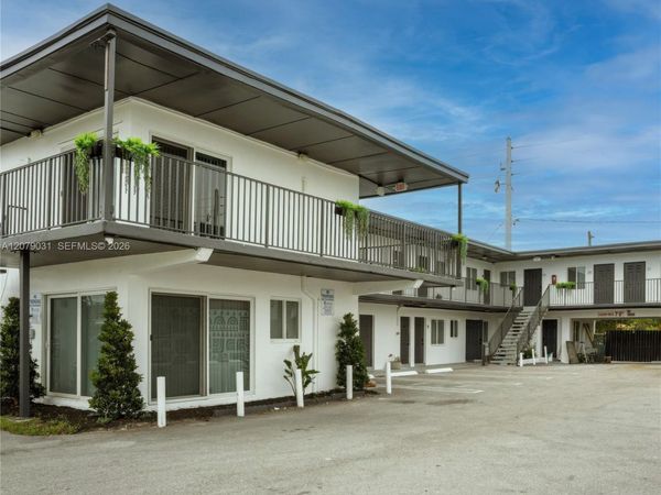 3613 Broadway , West Palm Beach, FL 33407