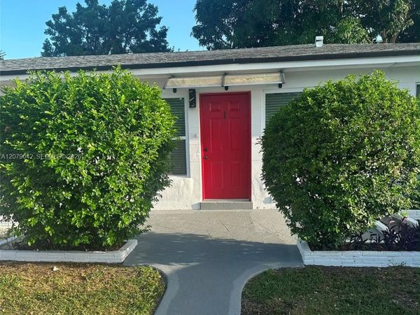 2024 NE 26th St , Unit 1, Wilton Manors, FL 33305