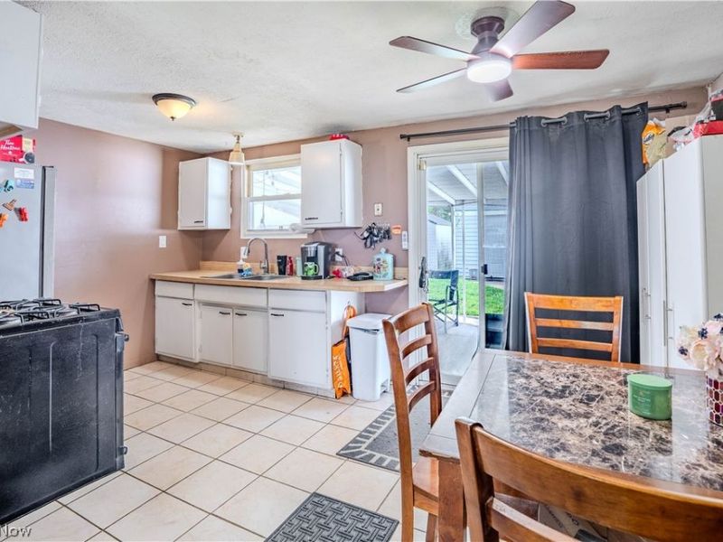 15979 Southway Drive, Brook Park, OH 44142 Photo 16