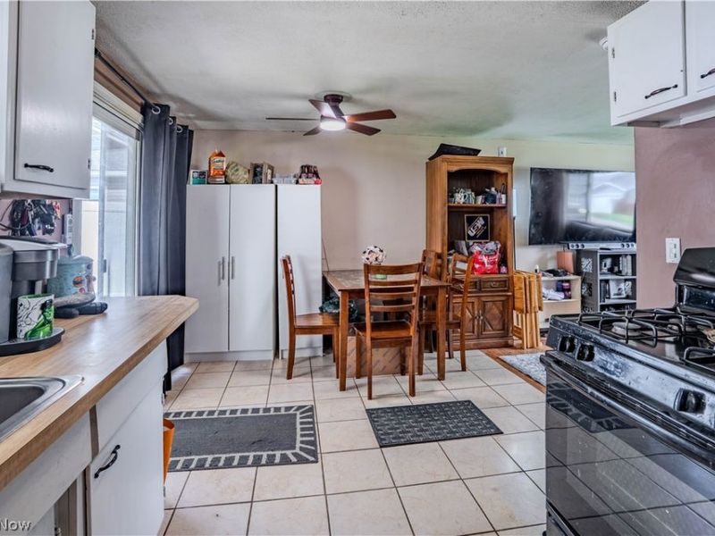 15979 Southway Drive, Brook Park, OH 44142 Photo 19