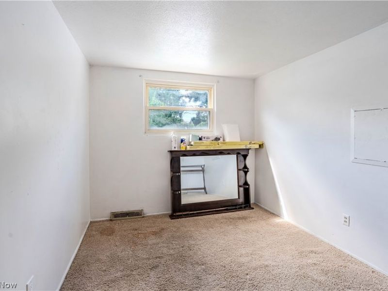 15979 Southway Drive, Brook Park, OH 44142 Photo 26