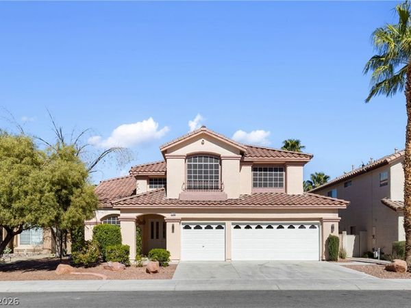 1700 Double Arrow Place , Las Vegas, NV 89128