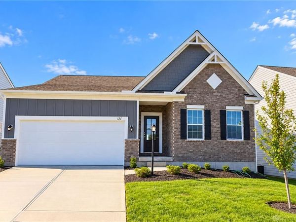 125 Magnolia Lane, Springboro, OH 45066