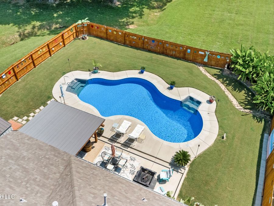 Property Image 35
