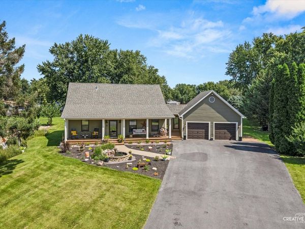 519 Hickory Circle , Lake Holiday, IL 60552