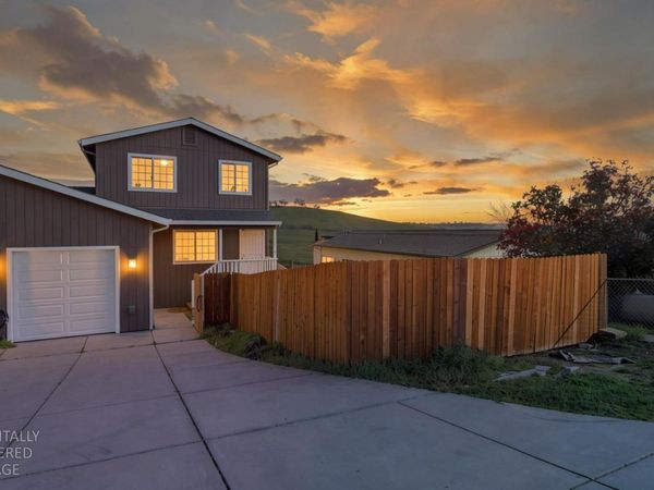 4274 Lakeview Dr #B, Unit B, Ione, CA 95640