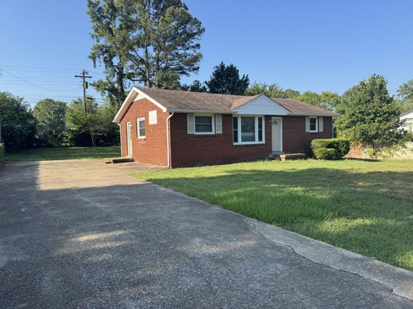314 Nice Dr, Clarksville, TN 37042