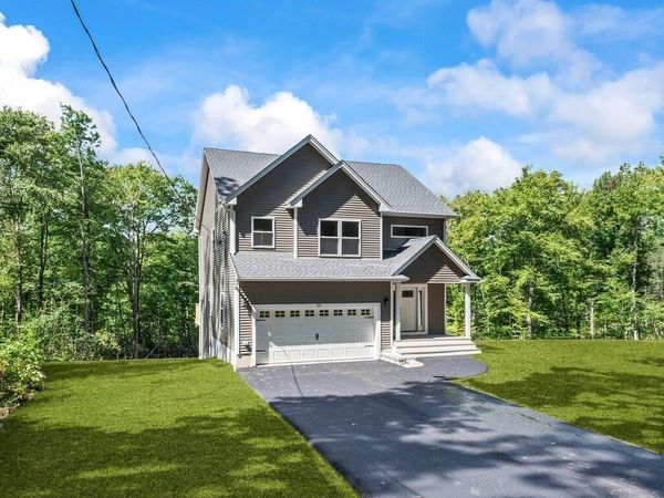 53 Coughlin, Oxford, MA 01540