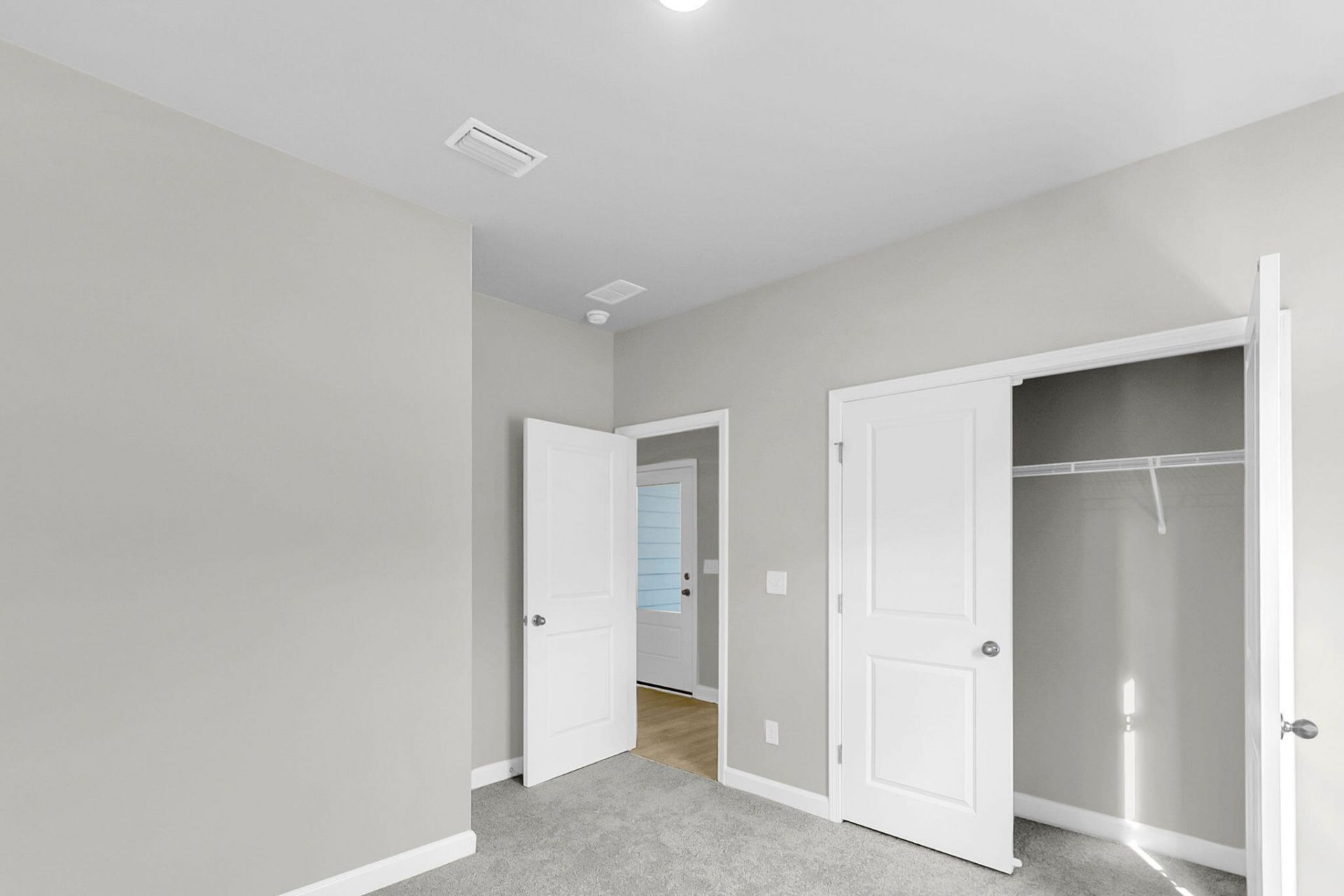 3098 Macaron Court Photo 9