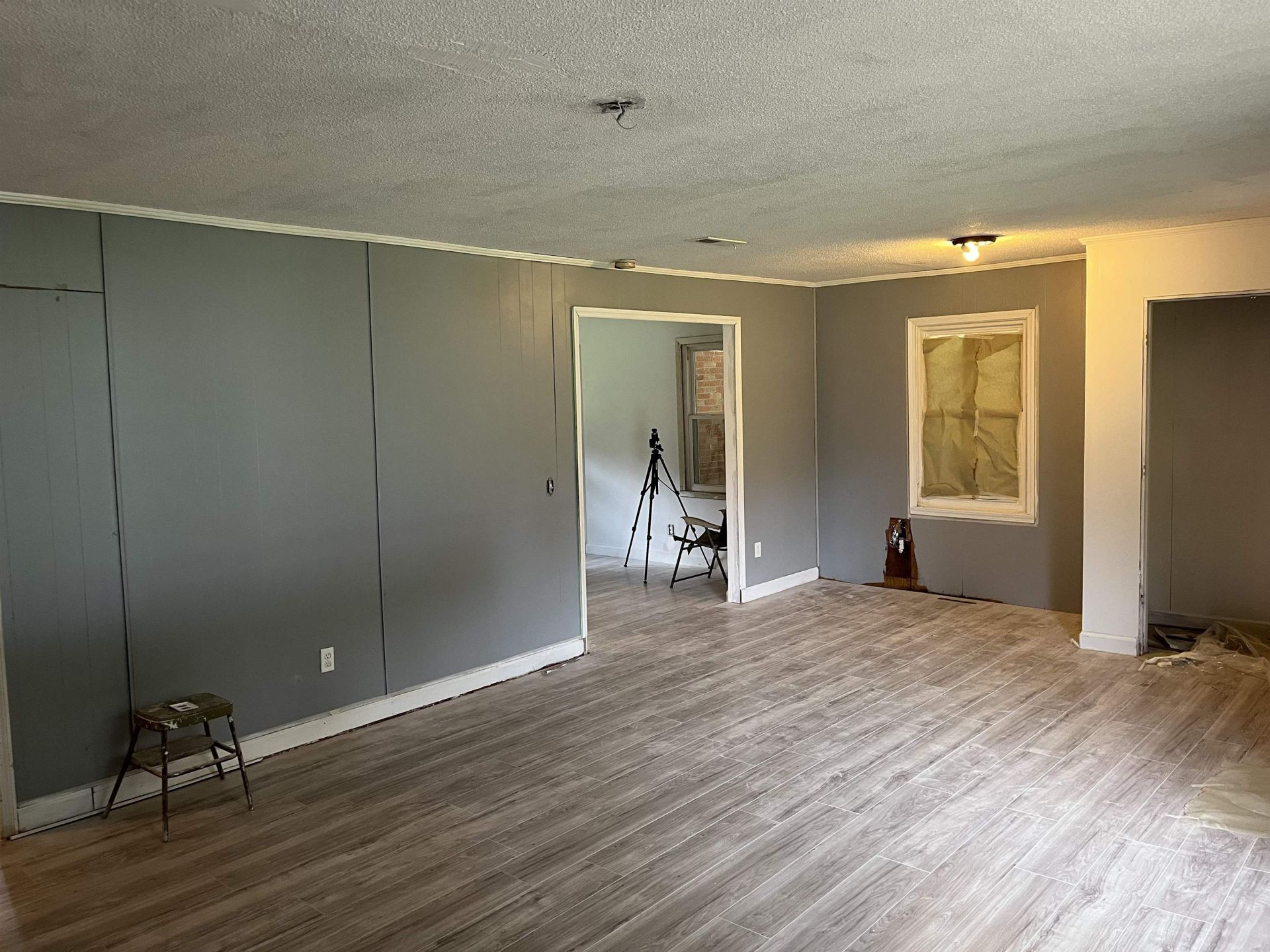 408 Eva Loop Photo 14