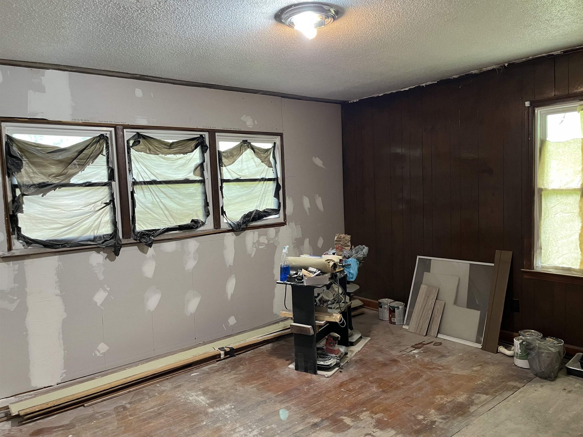 408 Eva Loop Photo 7