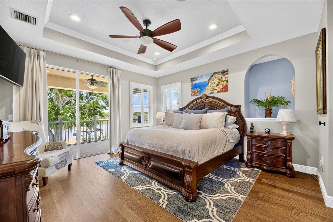 303 W Chapman Road, Lutz, FL 33548 Photo