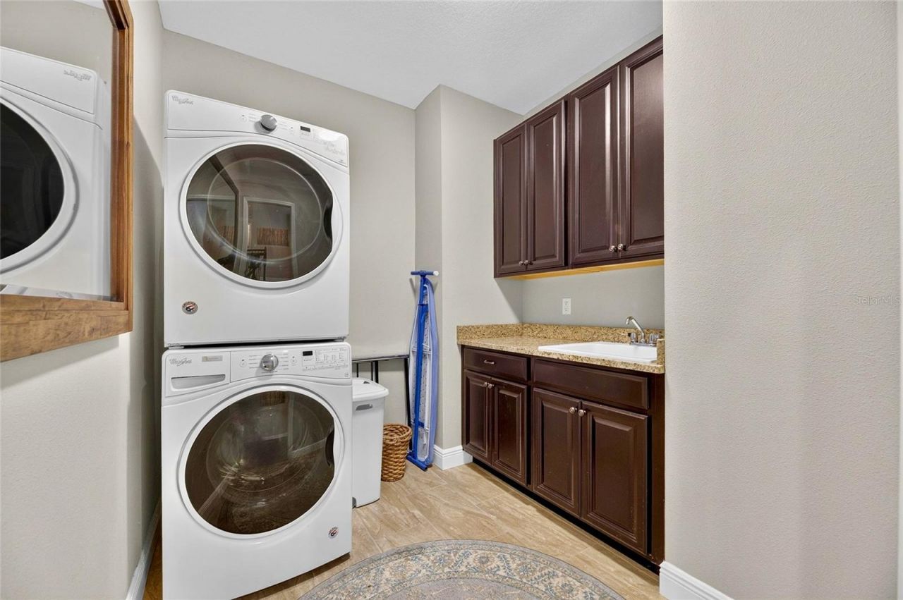 303 W Chapman Road, Lutz, FL 33548 Photo