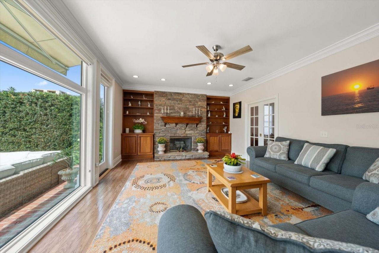 1322 Golf View Drive, Belleair, FL 33756 Photo