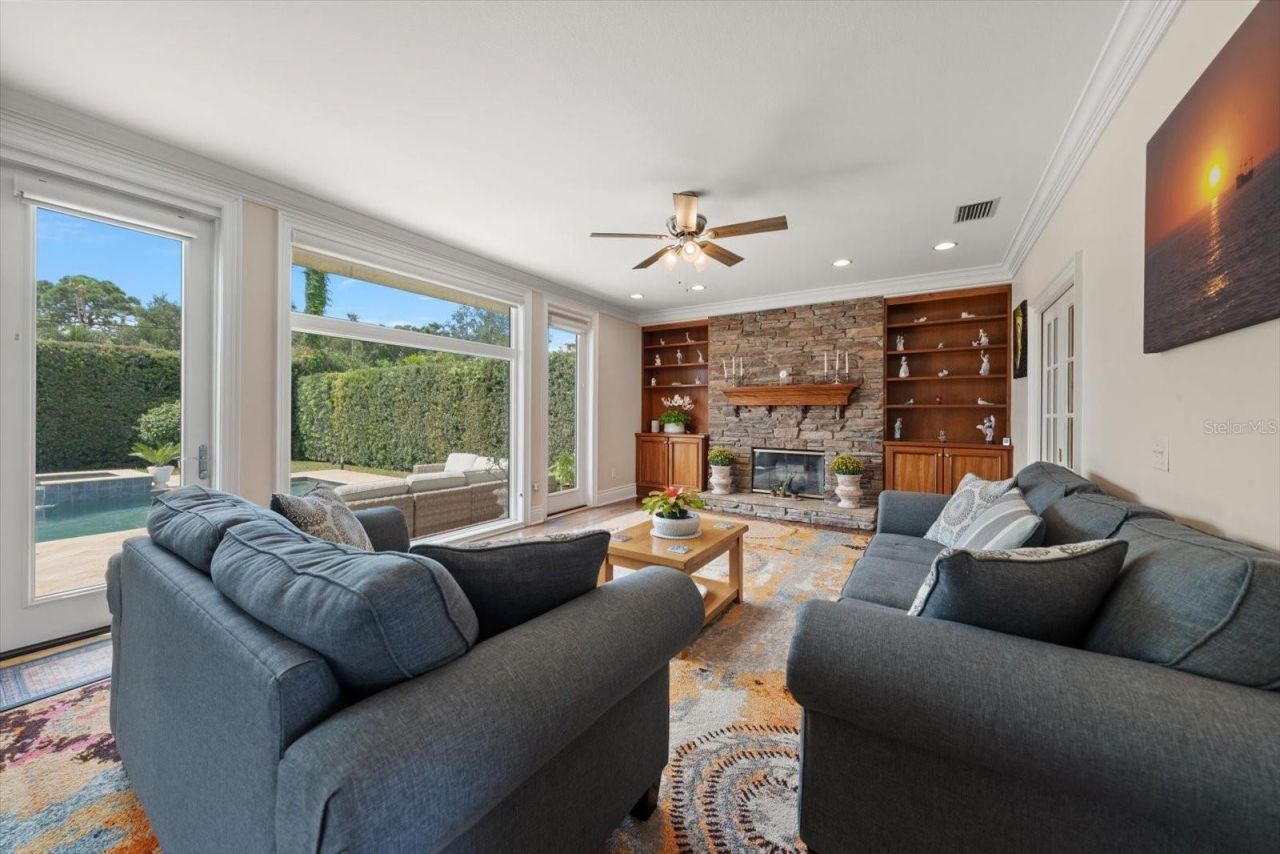 1322 Golf View Drive, Belleair, FL 33756 Photo