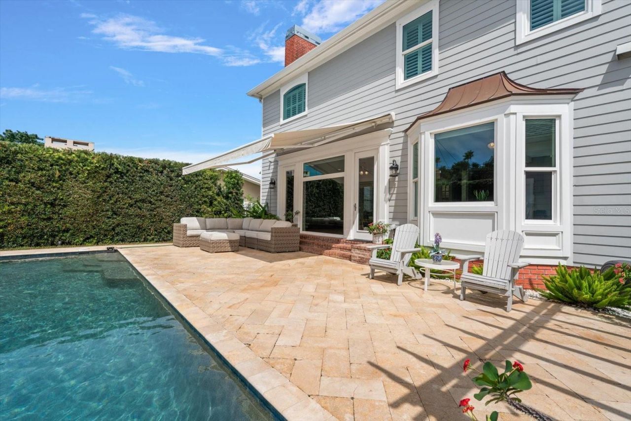 1322 Golf View Drive, Belleair, FL 33756 Photo