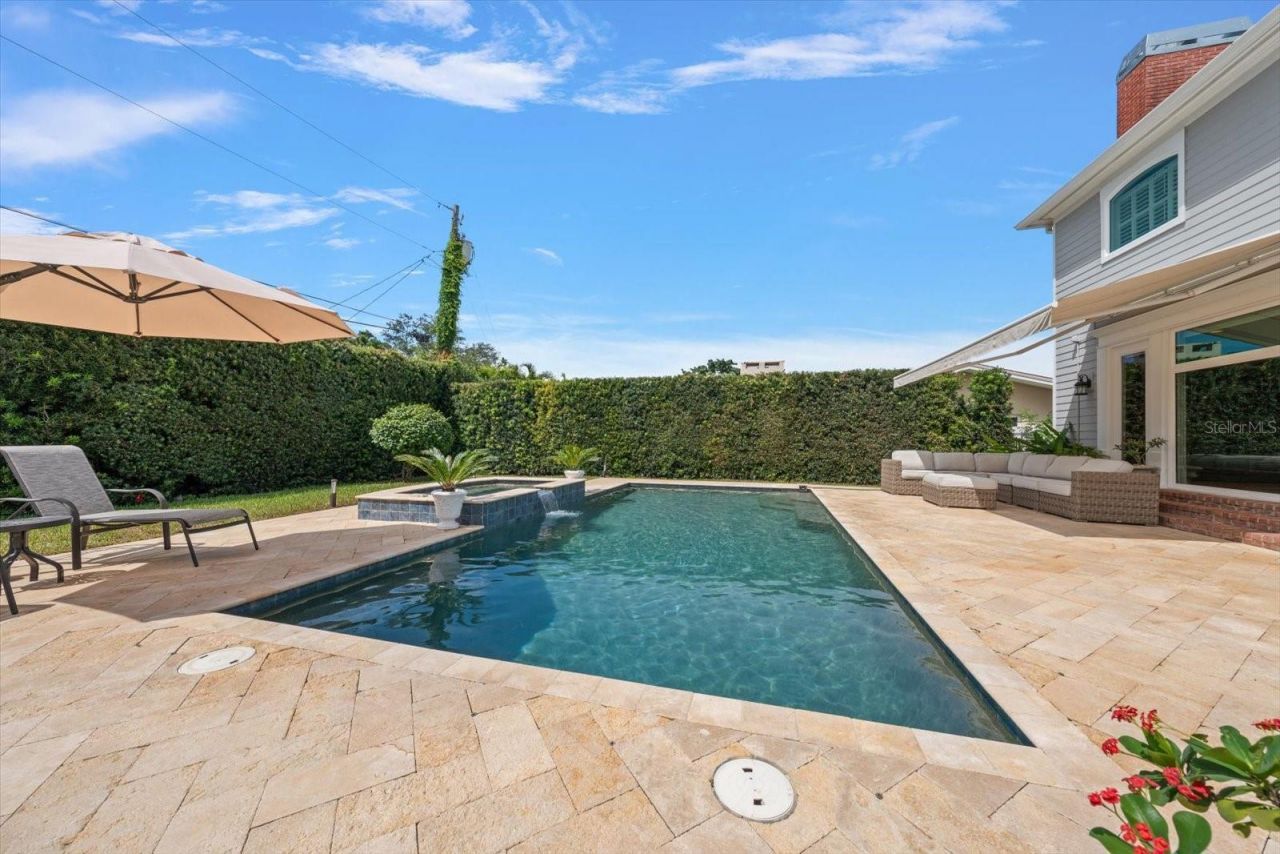 1322 Golf View Drive, Belleair, FL 33756 Photo