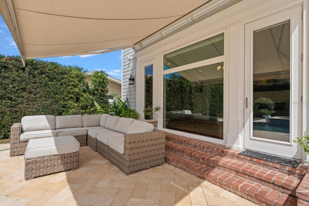 1322 Golf View Drive, Belleair, FL 33756 Photo