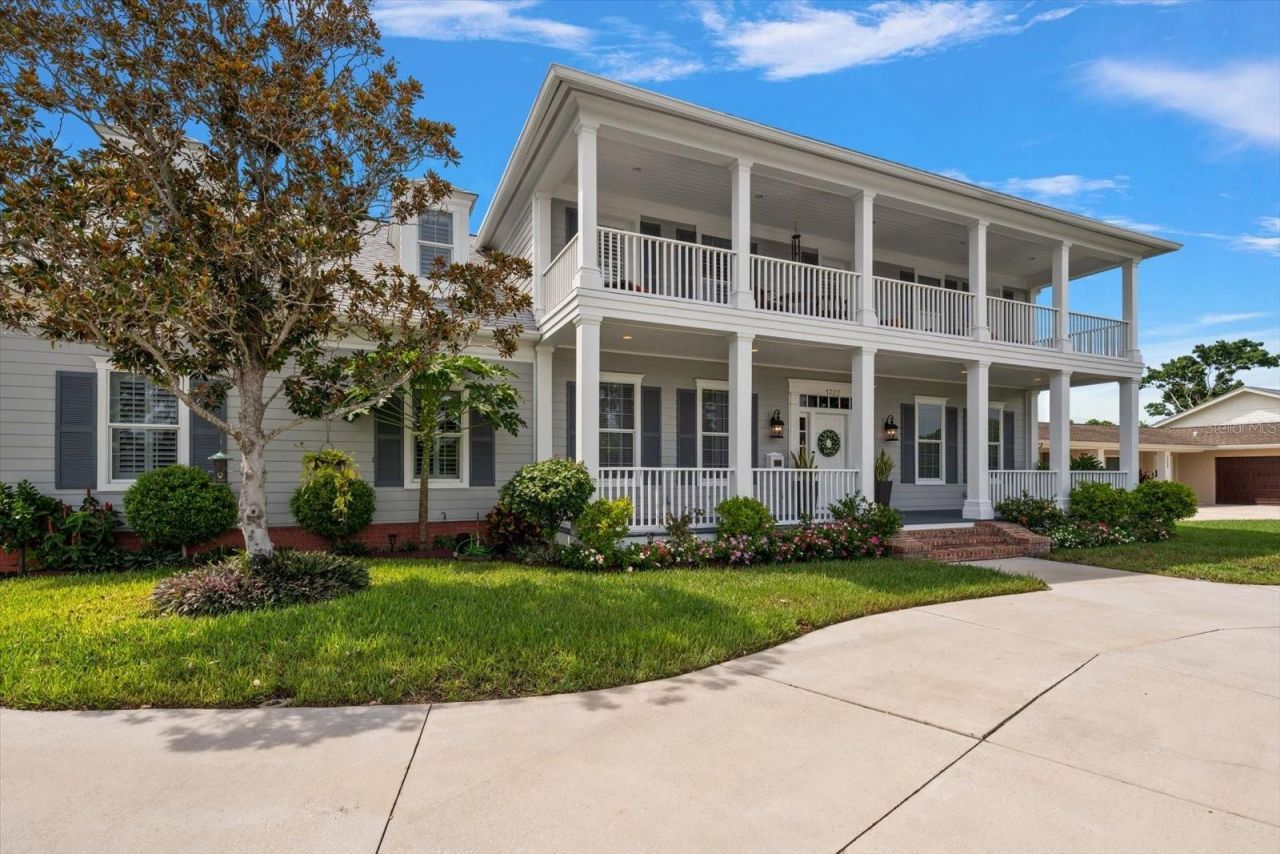 1322 Golf View Drive, Belleair, FL 33756 Photo