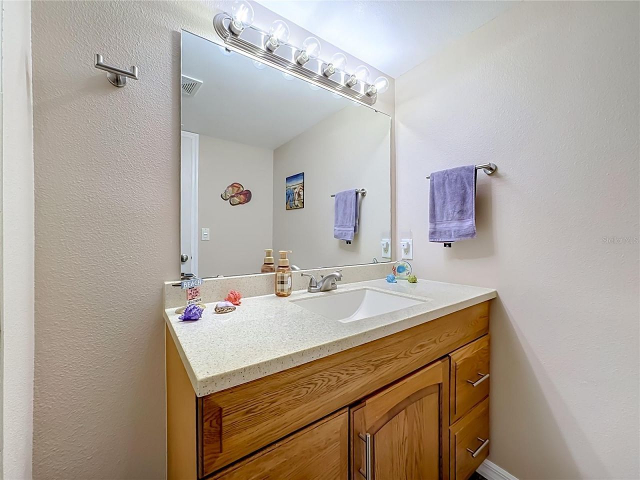 1935 Toucan Way, Unit 302, Sarasota, FL 34232 Photo
