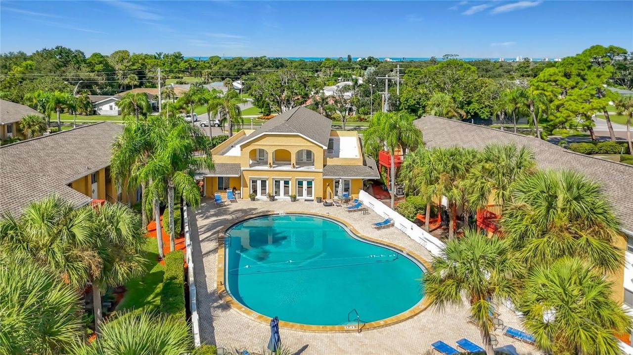 1935 Toucan Way, Unit 302, Sarasota, FL 34232 Photo