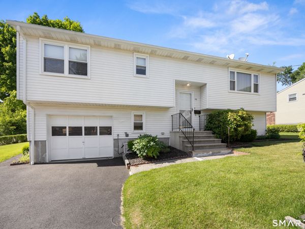 39 Munson , Waterbury, CT 06705