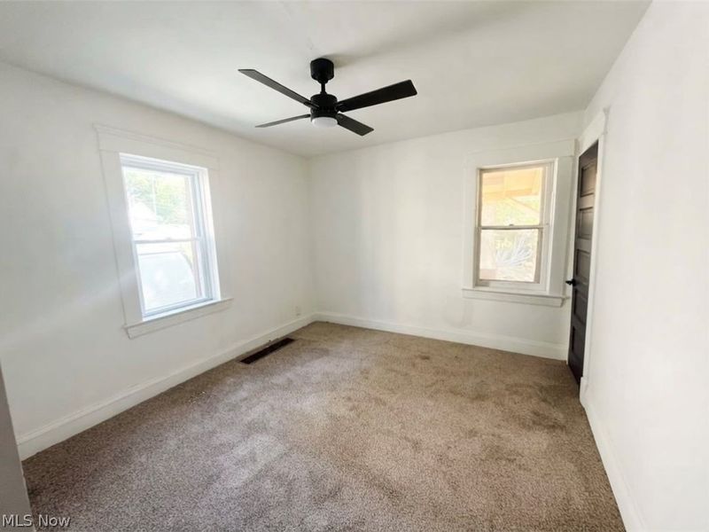 10806 Mount Overlook Avenue, Cleveland, OH 44104 Photo 8