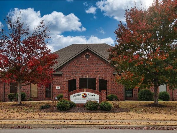 1391 Plaza Place, Springdale, AR 72764