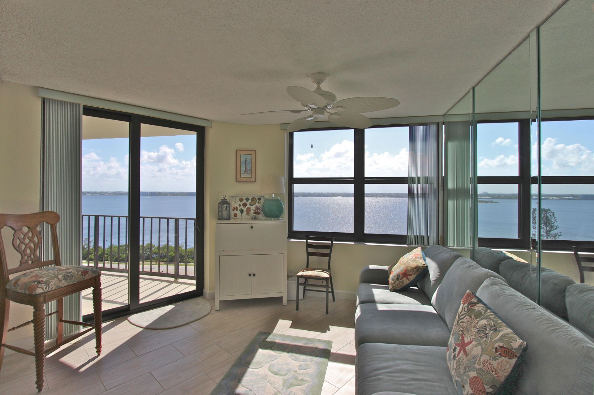 5420 N Ocean Avenue, Riviera Beach, FL 33404 Photo