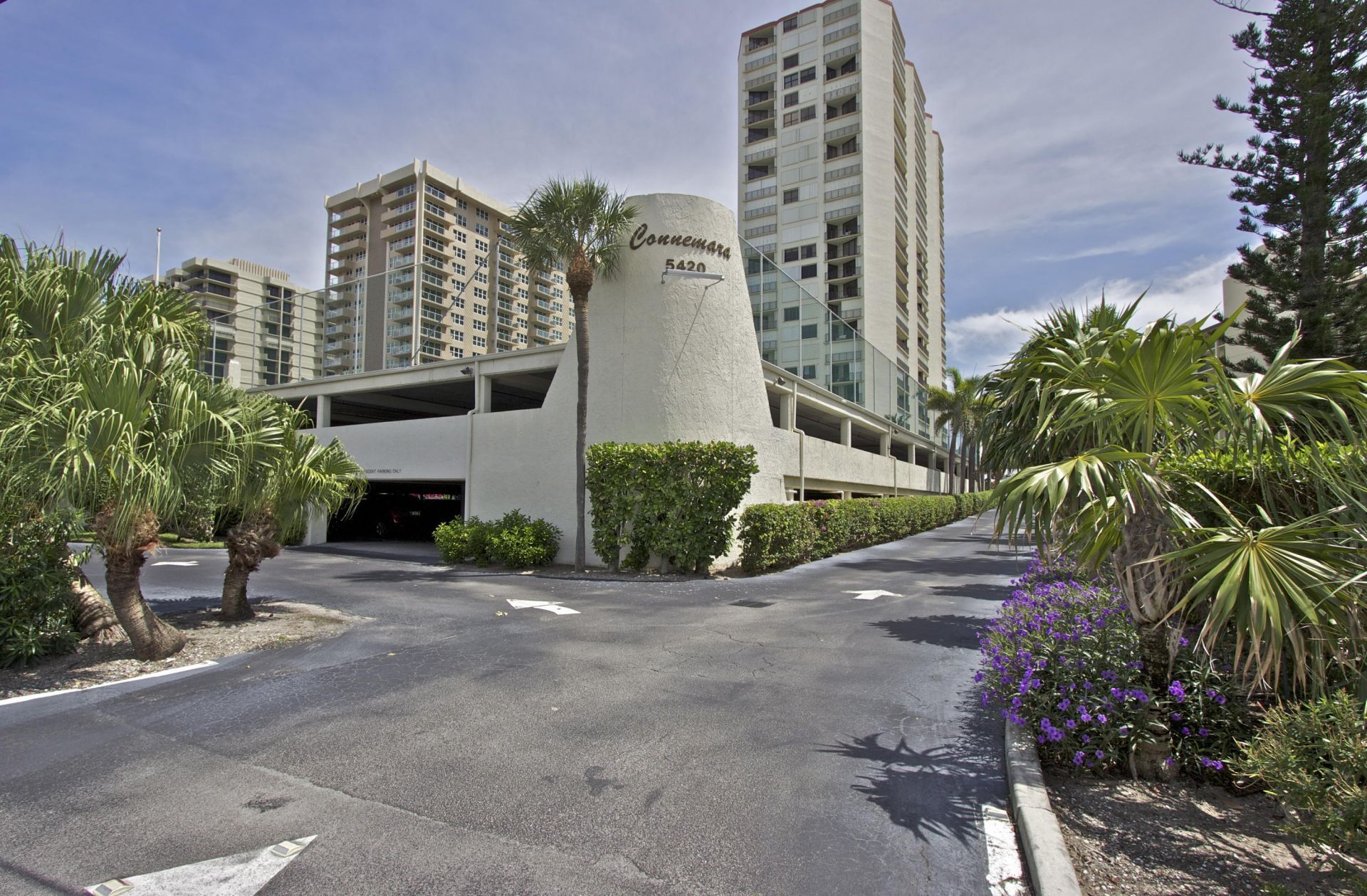 5420 N Ocean Avenue, Riviera Beach, FL 33404 Photo