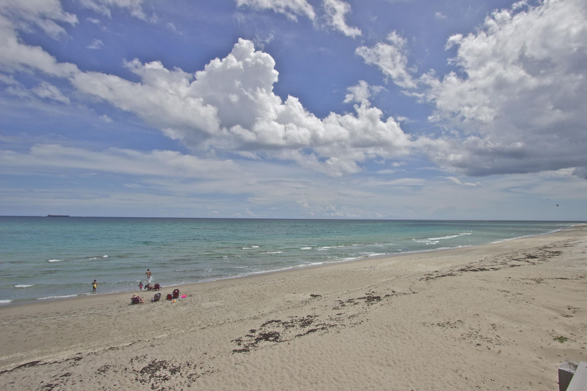 5420 N Ocean Avenue, Riviera Beach, FL 33404 Photo