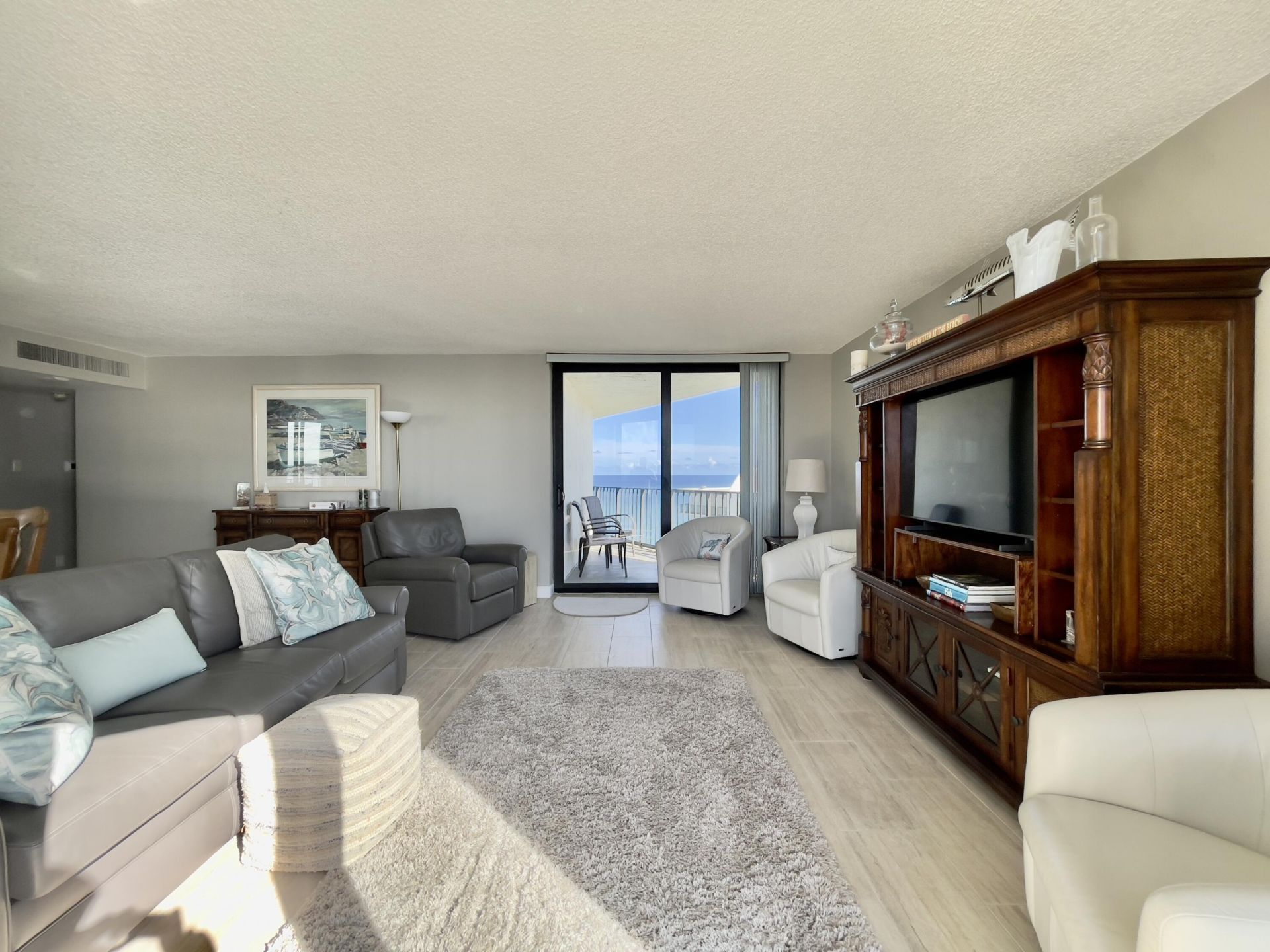 5420 N Ocean Avenue, Riviera Beach, FL 33404 Photo