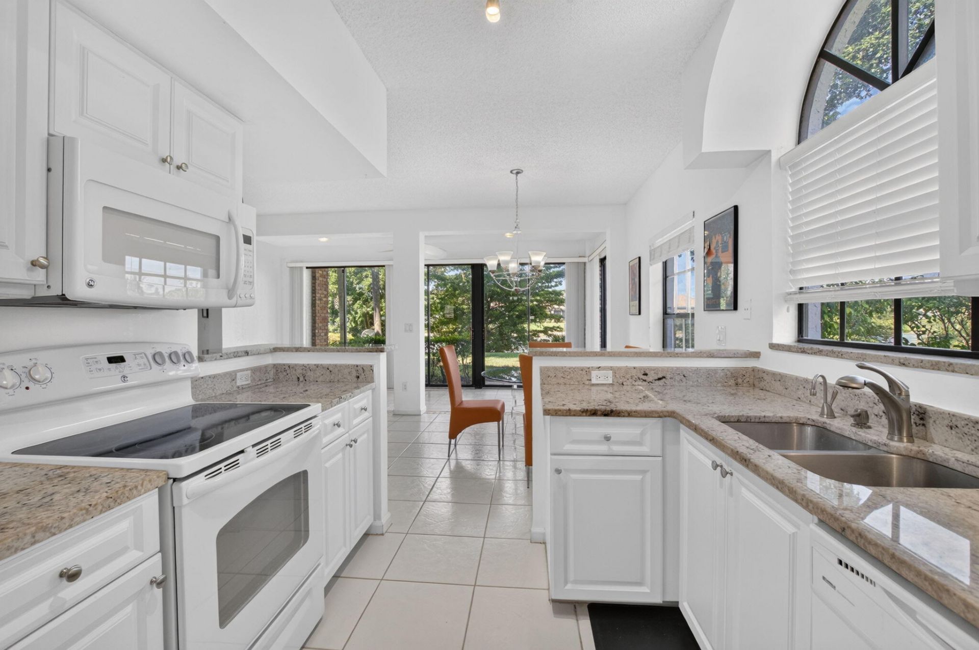 8065 Aberdeen Drive, Unit 102, Boynton Beach, FL 33472 Photo